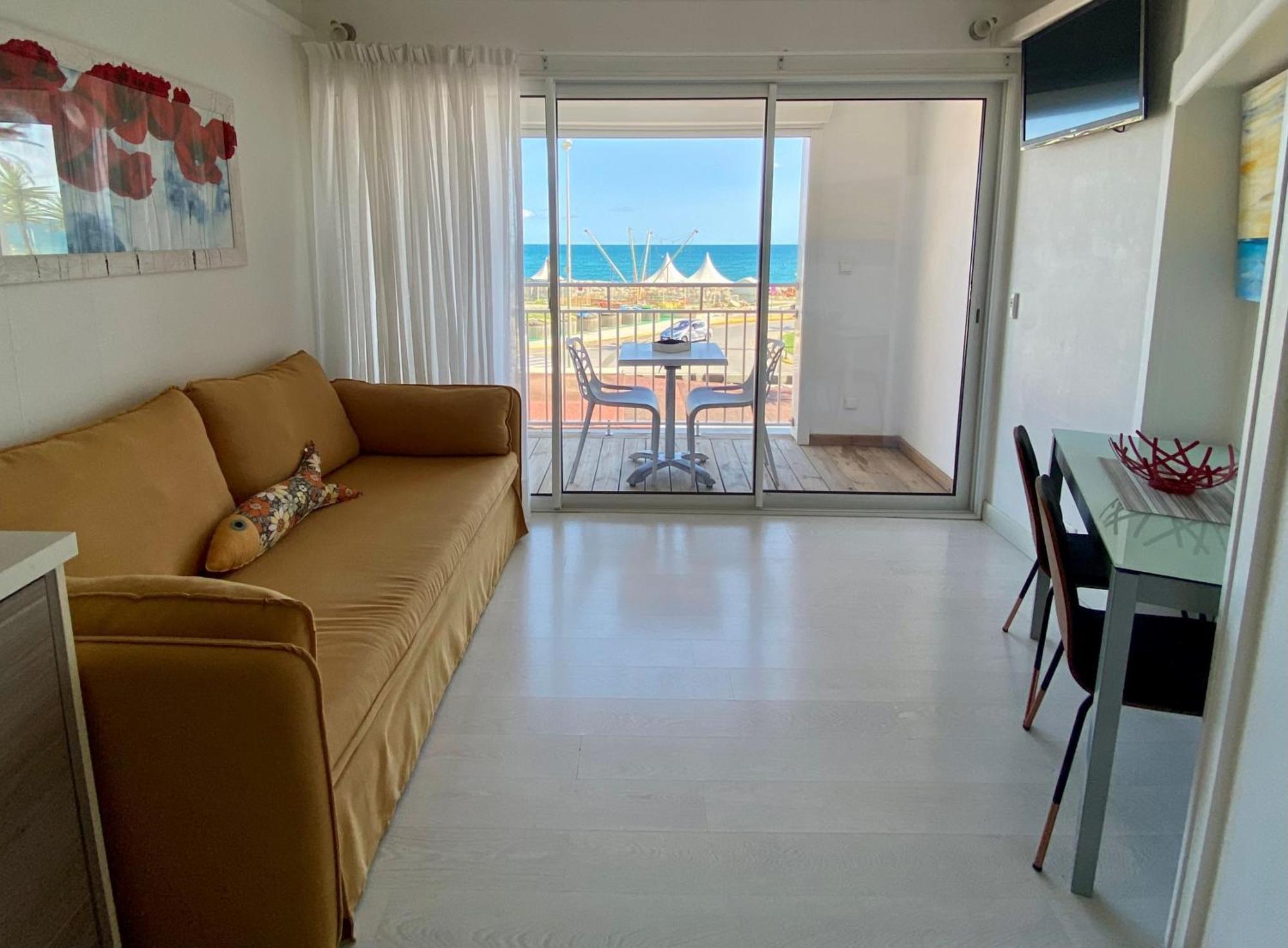 Bleu Mer Duplex & Suites Saint-Cyprien  Exterior photo